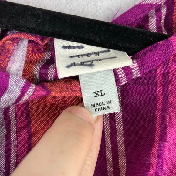 A New Day Sleeveless Crop Tank Women's XL Linen Rayon Blend Pink Purple Stripe - Picture 3 of 9